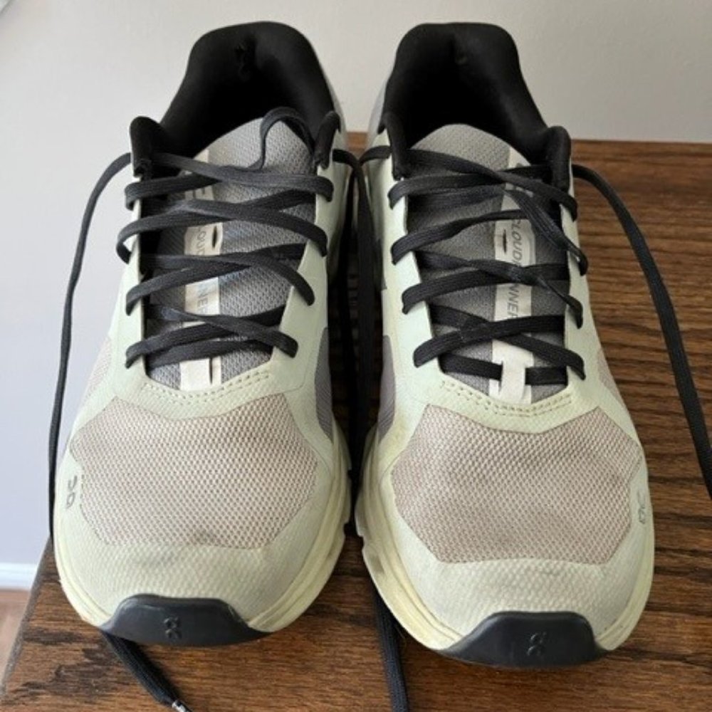 On Cloud - Cloud Runner Shoes